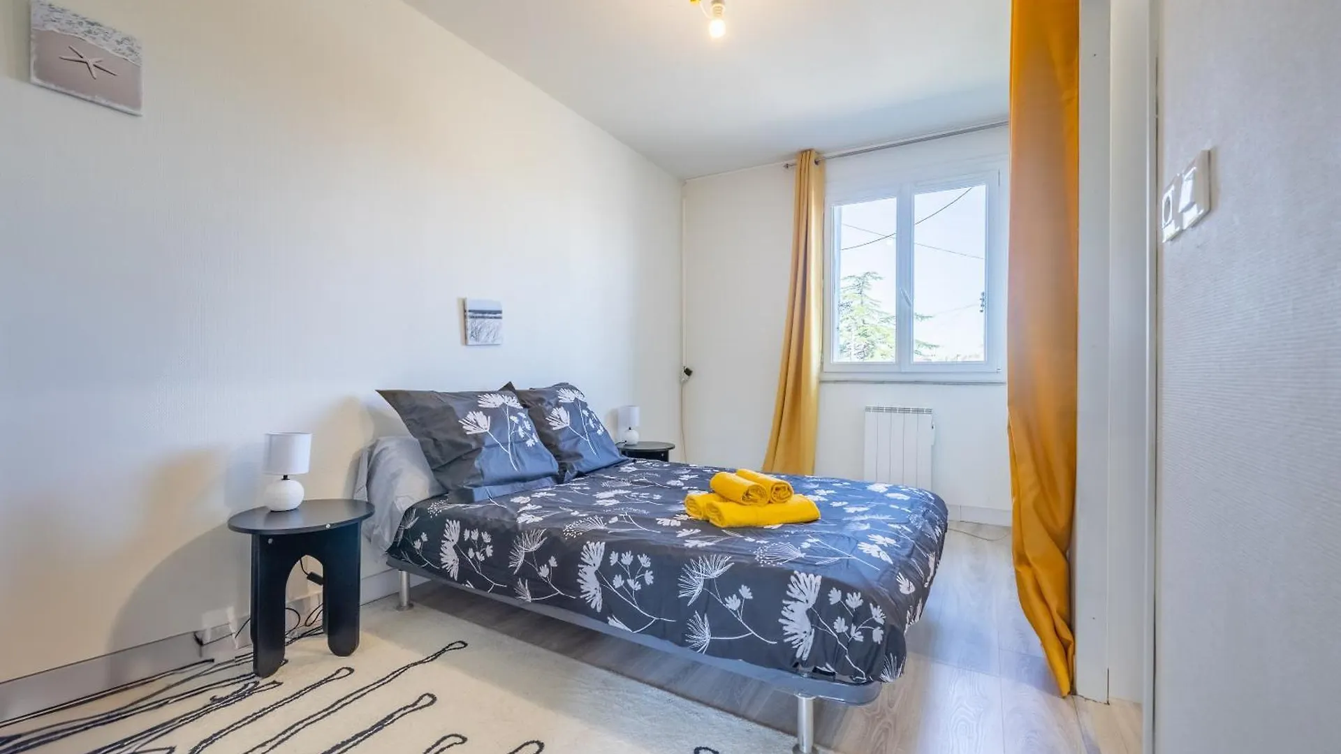 Le Songe D Or Maison Familiale Jardin Et Calme Eaunes بيت للعطل